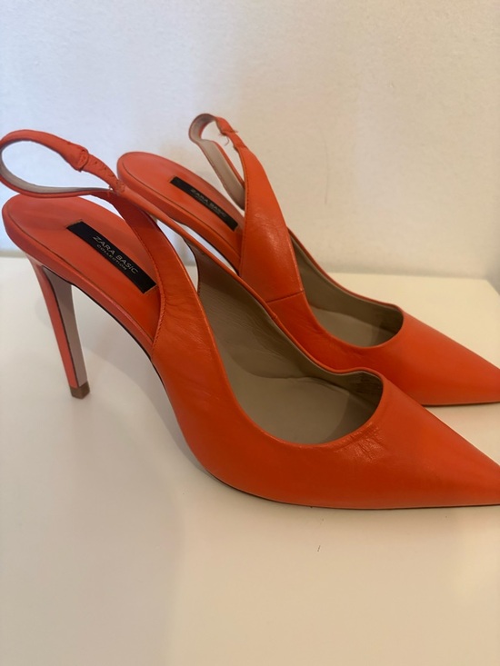 Zara Shoes - Zara Orange Pointed Slingback Pumps